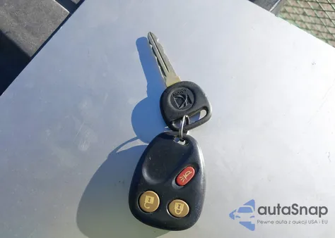 2003 Saturn Vue 4 Cyl z USA, uszkodzony, nr VIN 5GZCZ23D83S915537